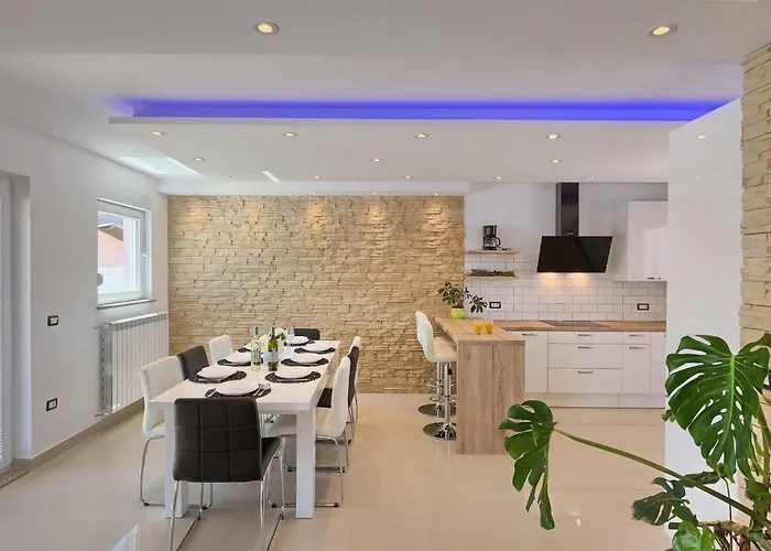 Zeus Ferienhaus Pula