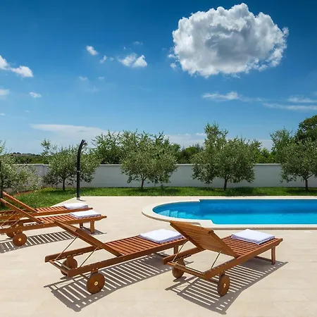 Holiday home Zeus *