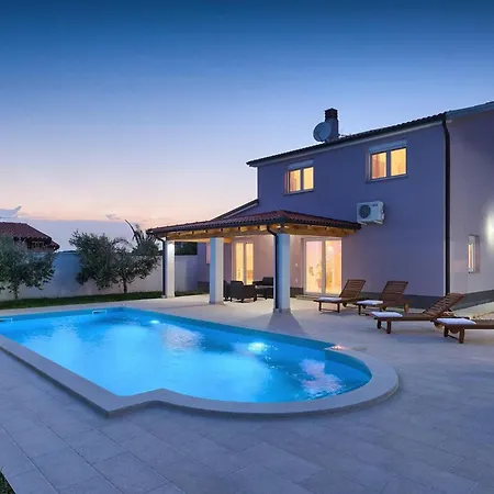 Zeus Holiday home *