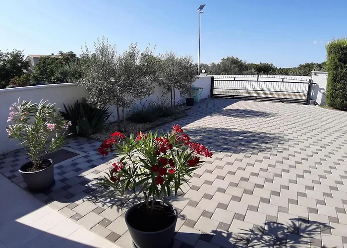 Zeus Сasa de vacaciones Pula